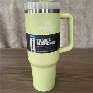 Stanley Adventure 40oz tumbler in Citron NIB*